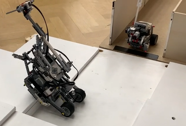 Robot in a practical exercise